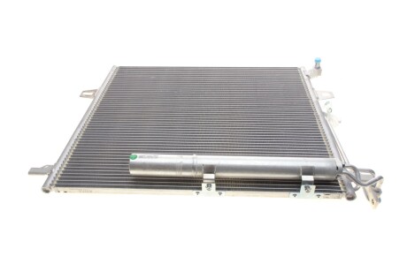 Радіатор кондиціонера MAHLE / KNECHT AC 756 000S