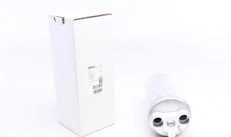 Осушитель радиатора кондиционера MAHLE / KNECHT AD 8 000S