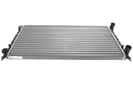 A_Радиатор 322 mm VW Passat MAHLE / KNECHT CR345000S