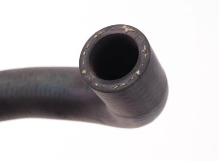 Патрубок MERCEDES-BENZ 9065013682