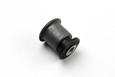 Сайлентблок переднего рычага (нижний/передній) T4 96-03 Metalcaucho 04305