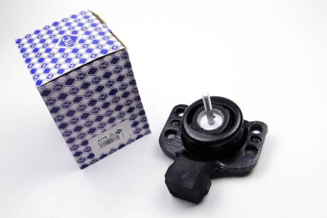 Подушка(опора) двигателя Master/Movano 2.2/2.5dTI Пр. Metalcaucho 04776