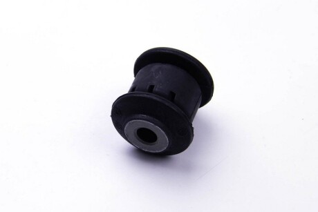 Сайлентблок переднего рычага (впереди) Caddy/Golf 03-/Jetta/Passat 05- Metalcaucho 04864
