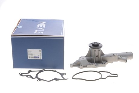 Помпа (водяной насос) MEYLE 013 220 0012