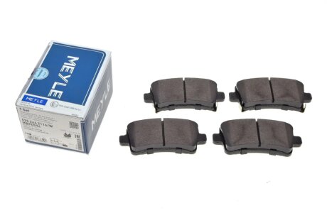 Комплект тормозных колодок MEYLE 025 244 2116/W