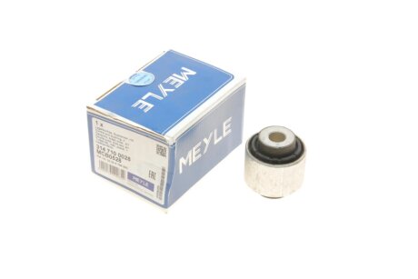 Сайлентблок рычага MEYLE 314 710 0028
