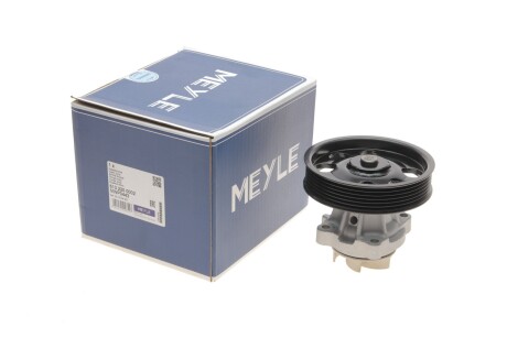 Помпа (водяной насос) MEYLE 613 220 0002