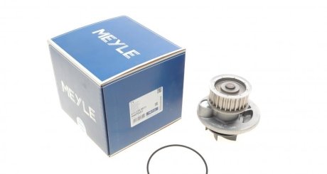 Помпа (водяной насос) MEYLE 613 220 0011