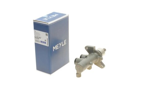 Цилиндр тормозной (главный) MEYLE 614 055 0008