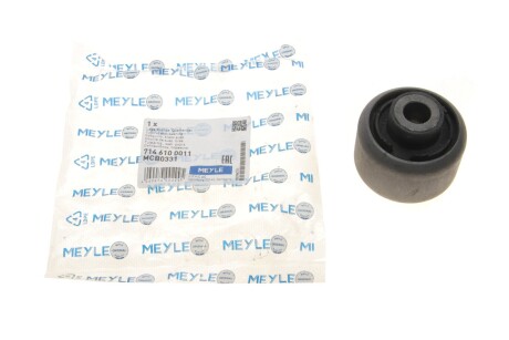 Сайлентблок переднього важеля MEYLE 714 610 0011