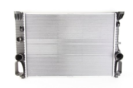 Радиатор системы охлаждения NISSENS 62796A