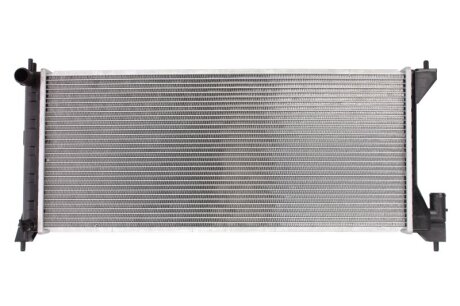 Радіатор двигуна NISSENS 630749