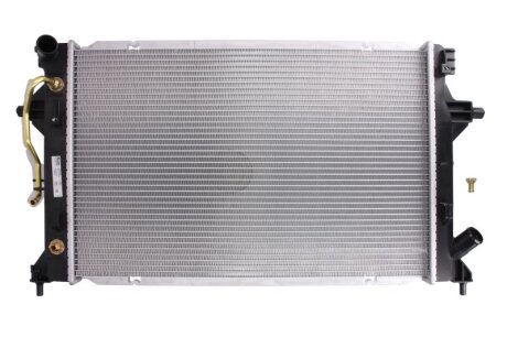 Радіатор двигуна NISSENS 636727