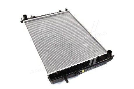 Радіатор двигуна NISSENS 67618