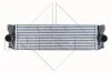 Радиатор интеркулера NRF 30505 (фото 3)