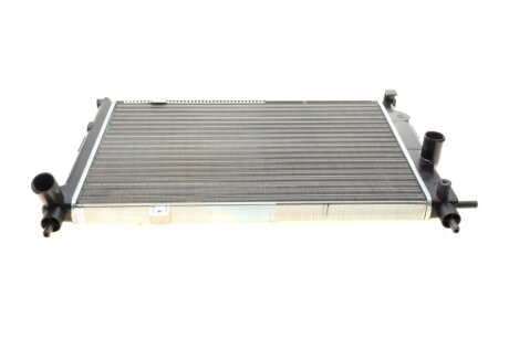 Радиатор охлаждения двигателя NRF 504647