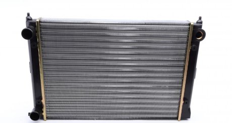Радиатор охлаждения двигателя NRF 509505