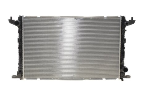 Радиатор охлаждения двигателя NRF 550276