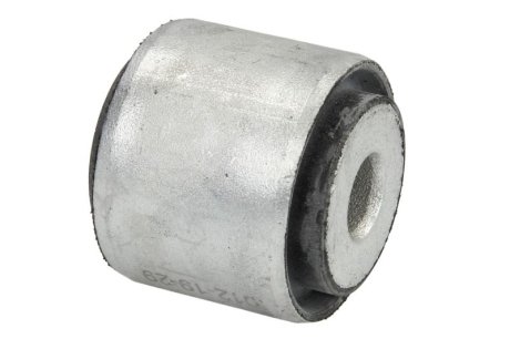 Сайлентблок заднего рычага REINHOCH RH153048