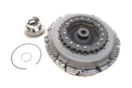 Комплект сцепления DC4 1.5dci (robot) Fluence, Megane III, Scenic III, Captur, Kadjar Renault RENAULT 302054315R