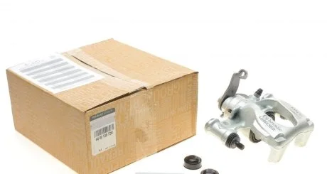 Суппорт тормозной задний правый Renault Master III (10-) Renault RENAULT 440013972R