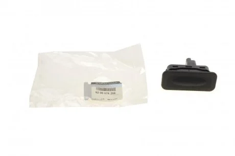 Кнопка відкриття багажника Renault Megane II/Scenic II 03- RENAULT 8200076256