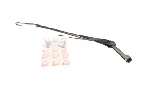 Рычаг стеклоочистителя ROTWEISS RW82074