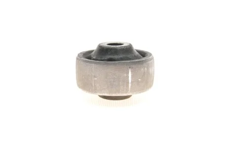 Сайлентблок AUDI/SEAT/SKODA/VW A1/A3/Q3/Leon/Octavia/Caddy/Golf "F "98>> SKF VKDS331001