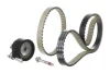 Комплект ГРМ (ремінь + ролик) FORD C-MAX II, FIESTA VI, FIESTA VII, FOCUS III, GRAND C-MAX, MONDEO V, TOURNEO COURIER B460, TRANSIT COURIER B460 1.0-2.0 02.12- SKF VKMA042292 (фото 1)