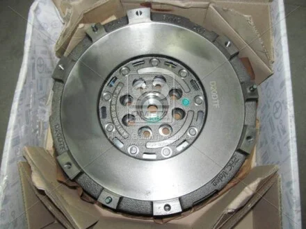 Маховик двигуна двомасовий Korando C (10-) D20F SsangYong SSANGYONG 6710300505