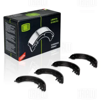 Колодки гальмівні задній барабан Honda Civic VII (00-) 220x36 Akebono (GF 2302) TRIALLI Trialli GF2302