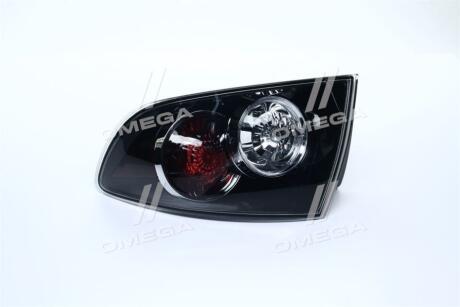 Фонарь задний правый внешний Mazda 3 седан (04-) черный TYC 11B101012B