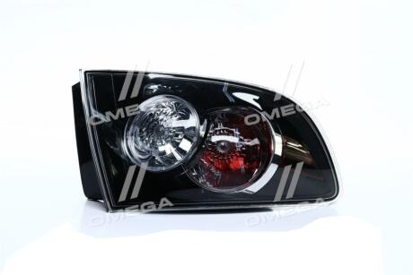 Фонарь задний левый внешний Mazda 3 седан (04-) черный TYC 11B102012B