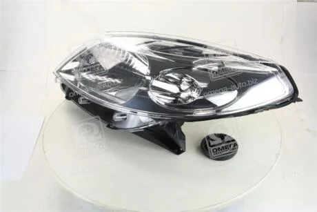 Фара левая Renault Sandero (08-) TYC 20B794062B