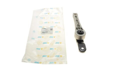 Подушка(опора) двигателя UC-EL 61134