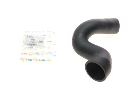 Патрубок интеркулера UC-EL 65226