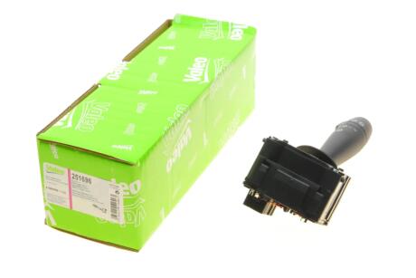 Переключатель подрулевой Valeo 251696