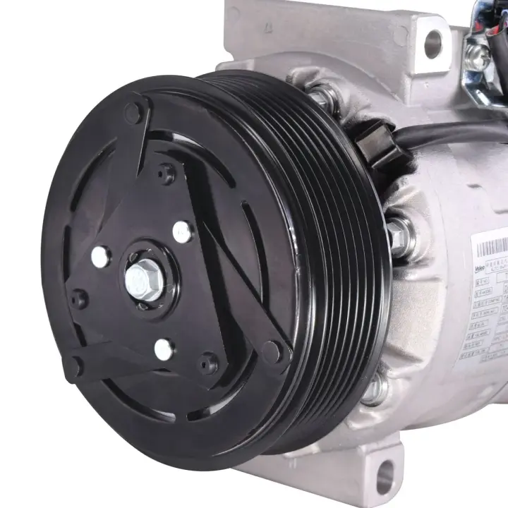 Компресор кондиціонера X-TRAIL 2.0 dCi 07-13 Valeo 716687 (фото 1)
