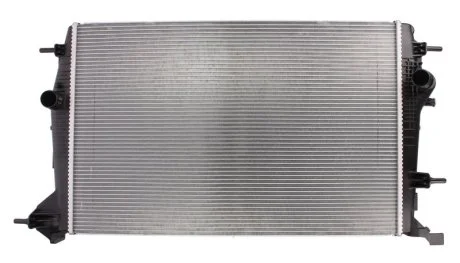 Радиатор охлаждения двигателя VALEO Valeo 735181