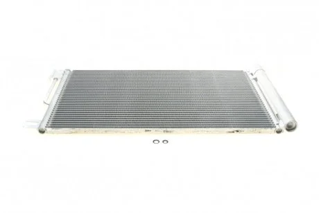 Радиатор кондиционера Valeo 818193