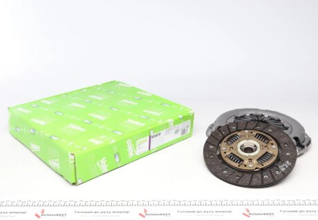 Комплект сцепления Valeo 826818