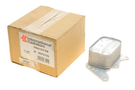 Радиатор масляный Van Wezel 06013729