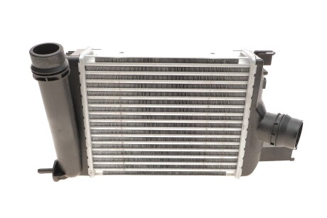 Радиатор интеркулера Van Wezel 15004013