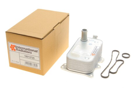 Радиатор масляный Van Wezel 18013720