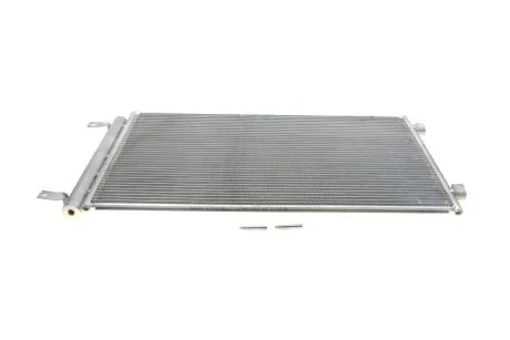 Радіатор кондиціонера VAN WEZEL Van Wezel 37015704