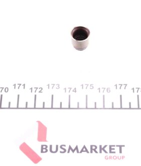 Комплект прокладок ГБЦ RENAULT Logan/Sandero/Captur \'\'0.9TCe \'\'12>> VICTOR REINZ 021018503