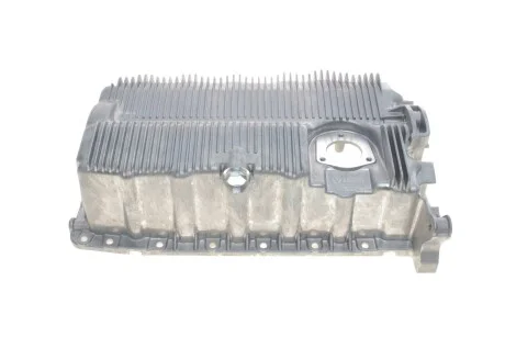 Поддон масляный с отверстием под датчик VW Caddy (04-08),Golf (05-07),Jetta (06-08),Passat (06-07)/Audi A3 (04-08) VIKA Vika 11030344601