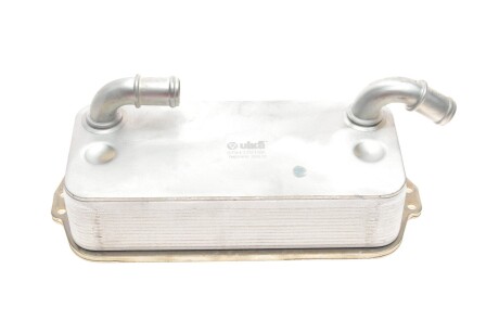 Радиатор масляный Audi A6 (11-18),A8 (10-17) Vika 11171700101