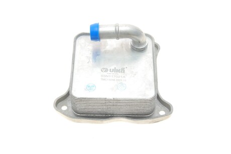 Радиатор масляный Audi A4 (13-15),A6 (11-18) Vika 11171700401