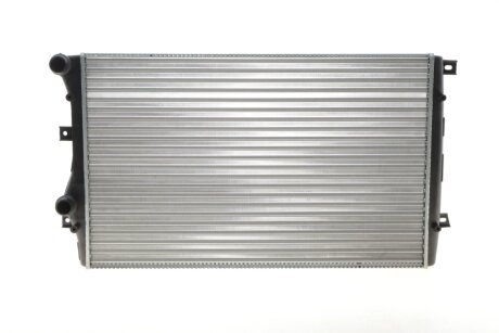 Радиатор Skoda Octavia (04-13)/VW Golf (04-09),Jetta (06-11),Passat (06-)/Audi A3 (04-08)/Seat Leon (06-10),Toledo (05-09) Vika 11210138601